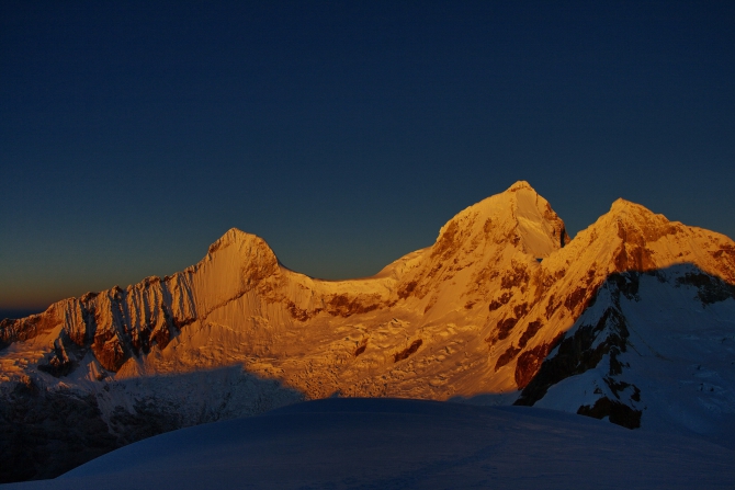 Вершина ПИСКО. Взойти и восхититься. (Альпинизм, чопикальки, таулираху, чакрараху, артесонраху, караз, уандой, альпамайо, уараз, уаскаран, перу)