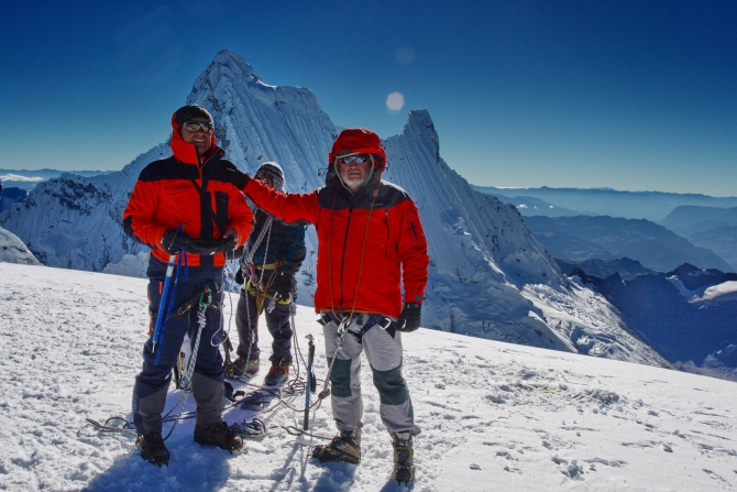 Вершина ПИСКО. Взойти и восхититься. (Альпинизм, чопикальки, таулираху, чакрараху, артесонраху, караз, уандой, альпамайо, уараз, уаскаран, перу)