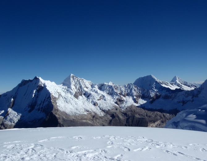 Вершина ПИСКО. Взойти и восхититься. (Альпинизм, чопикальки, таулираху, чакрараху, артесонраху, караз, уандой, альпамайо, уараз, уаскаран, перу)