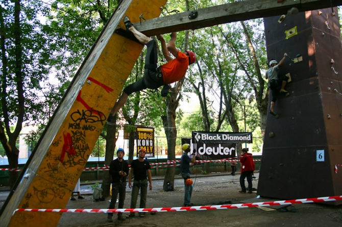 Результаты МАЕвского Двоеборья 2010 (сосулька маи, драйтуллинг, бег, маи, соревнования, альпинизм, скалолазание, двоеборье)