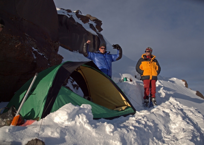 Немного снега в преддверии жаркого лета Арарат на лыжах (Альпинизм, сообщество любителей ски-тура, май, турция, восхождение, лыжи)