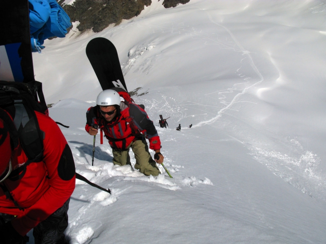 Russian Backcountry Team - 10 лет!!! (Бэккантри/Фрирайд, snowboarding.ru, russia backcountry team, адыл-су, кавказ, приэльбрусье, горные лыжи, сноуборд)