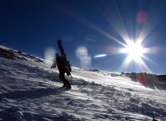 Russian Backcountry Team - 10 лет!!! (Бэккантри/Фрирайд, snowboarding.ru, russia backcountry team, адыл-су, кавказ, приэльбрусье, горные лыжи, сноуборд)