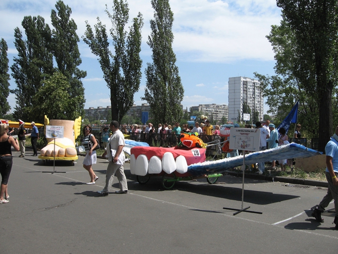 Впервые в Украине экстремальное шоу «Red Bull Flugtag» (Воздух, киев, экстрим)