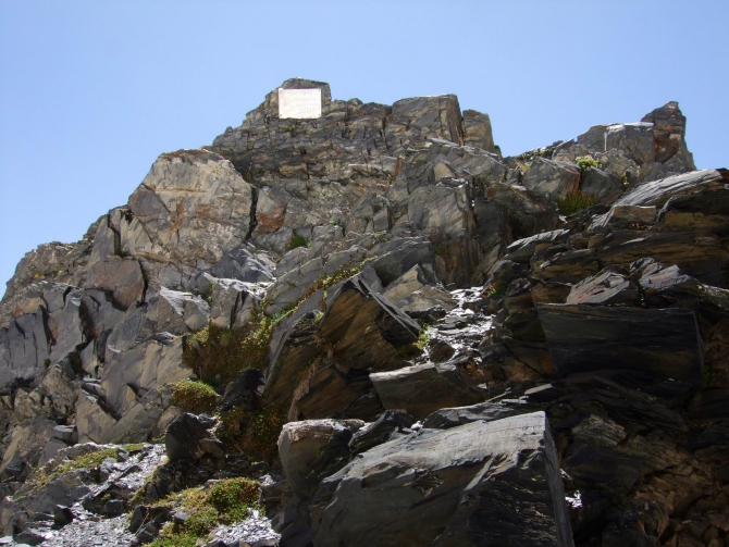 Стайер-спринт Домбай-Домбай 35 часов (Волк или Верблюд). Часть 4 – День второй (весь день). (Альпинизм, соло, джаловчат, алибек)