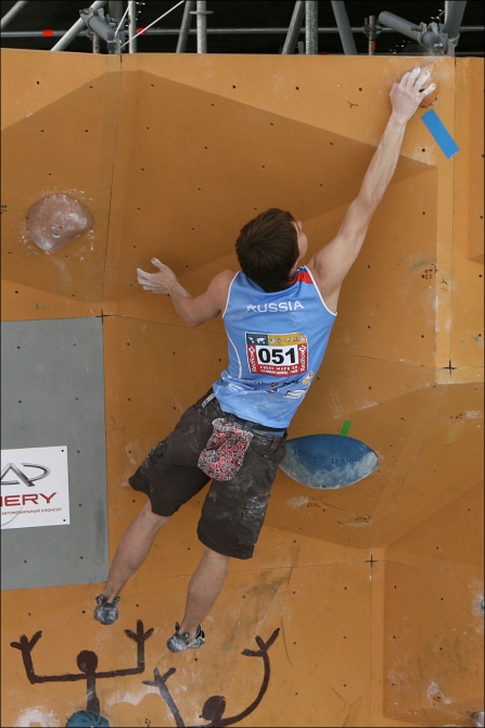 Boulder WC 2010 Moscow - очередная порция спама, Скалолазание, world cup, bouldering)