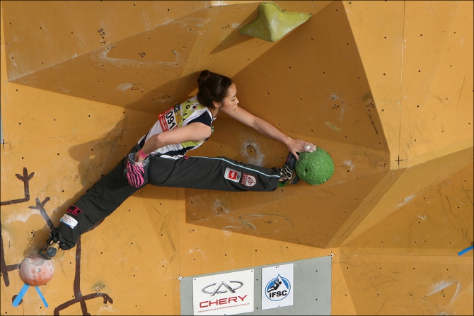 Boulder WC 2010 Moscow - очередная порция спама, Скалолазание, world cup, bouldering)