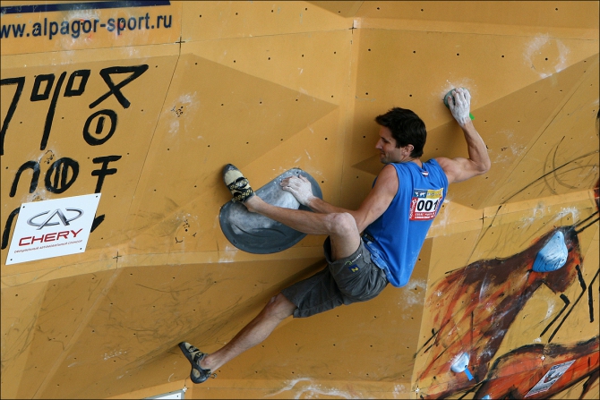 Boulder WC 2010 Moscow - очередная порция спама, Скалолазание, world cup, bouldering)