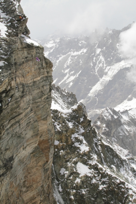 Matterhorn. Первый полет в вингсьюте. Zmutt ridge. (Альпинизм, розов)