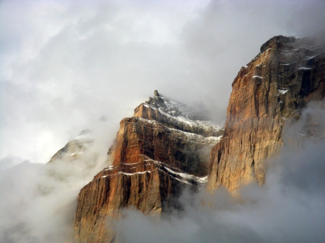 Ерыдаг 2010. Бессмысленный и беспощадный. (Альпинизм, альпинизм)