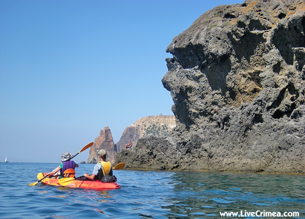 Морской Каякинг в Крыму: Фиолент (Вода, казачка, гроты)