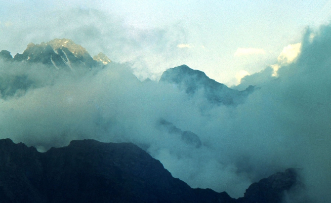 ДИГОРИЯ (слайд-фильм, часть вторая, Горный туризм, северная осетия, южная осетия, турклуб нкмз)