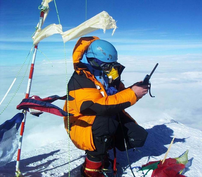 Был ли Эдуард Мысловский на вершине Эвереста в 1982 году? (Альпинизм, эверест 82, горы)