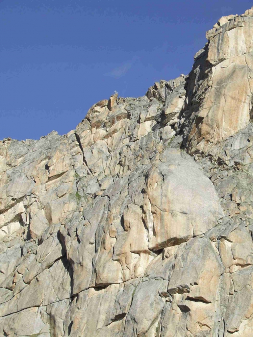 У СКАЛ ЕСТЬ ПАМЯТЬ (Альпинизм, август 2010, кубок памяти, скала никита, адырсу)