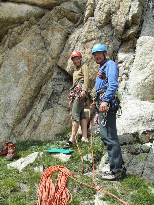 У СКАЛ ЕСТЬ ПАМЯТЬ (Альпинизм, август 2010, кубок памяти, скала никита, адырсу)