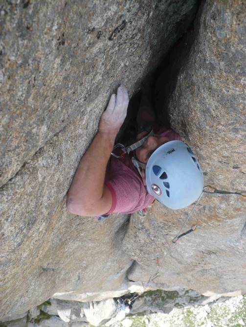 У СКАЛ ЕСТЬ ПАМЯТЬ (Альпинизм, август 2010, кубок памяти, скала никита, адырсу)