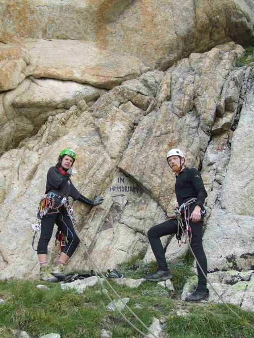 У СКАЛ ЕСТЬ ПАМЯТЬ (Альпинизм, август 2010, кубок памяти, скала никита, адырсу)