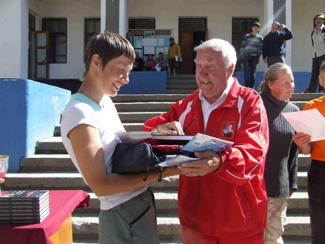 У СКАЛ ЕСТЬ ПАМЯТЬ (Альпинизм, август 2010, кубок памяти, скала никита, адырсу)