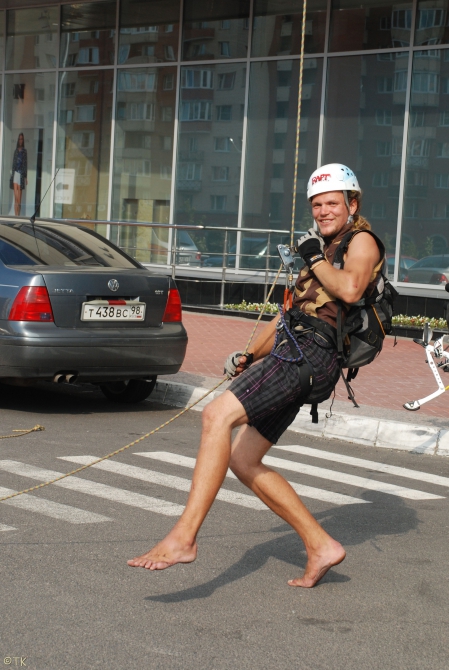 Как быстро уйти с работы из бизнес центра? (BASE, rapt, ropejumping, atlantic city)