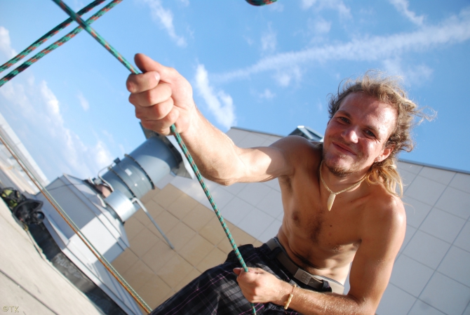 Как быстро уйти с работы из бизнес центра? (BASE, rapt, ropejumping, atlantic city)