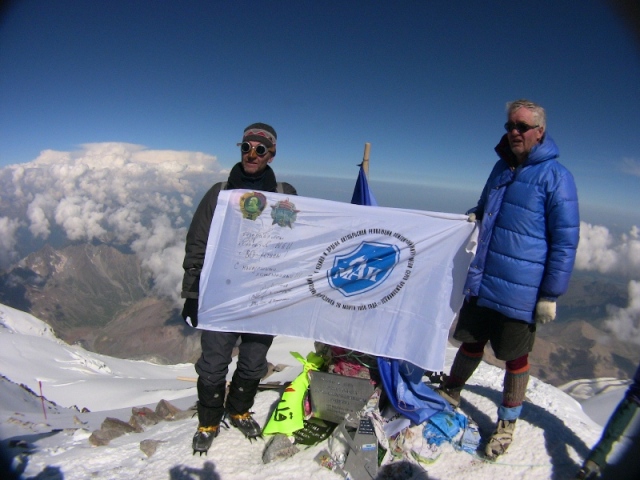 Эльбрусиада МАИ, август 2010: 34 человека на Эльбрус с Запада. (Альпинизм, битюк-тюбю, восхождение на эльбрус, восхождение, альпклуб маи)