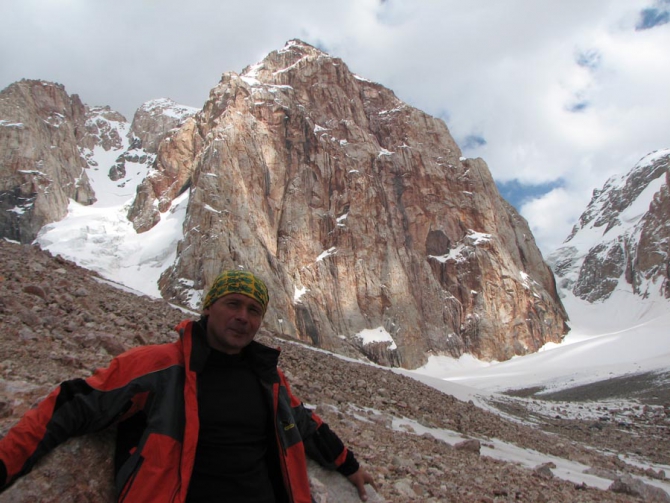 Соло. Как жить на больших и холодных стенах! Пример подает Саша Максименя;, Альпинизм, парандас, первопроход, фанские горы, бодхона, фаны)