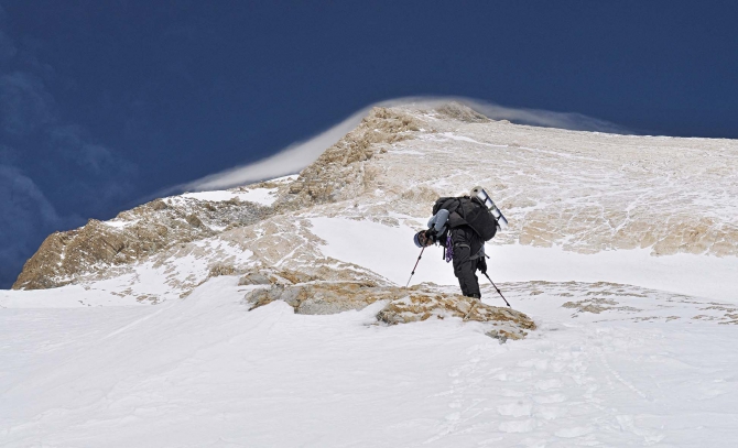 "ЗМЕЙКА" - НОВАЯ ЛИНИЯ НА ХАН-ТЕНГРИ (Альпинизм, нпф баск, александр кириков, глеб соколов, bask-company)