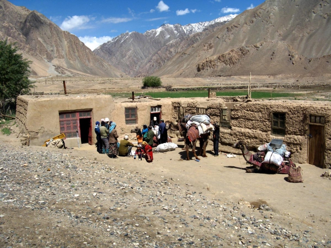 Дорога. Москва - Кашгар - Каракорум. (Альпинизм, каргалык, илик, мазар, китайский каракорум, маи)