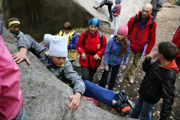 Красноярск. Скальный фестиваль-2010. Боулдер-марафон. (Скалолазание, столбы, хитрушки, боулдеринг)