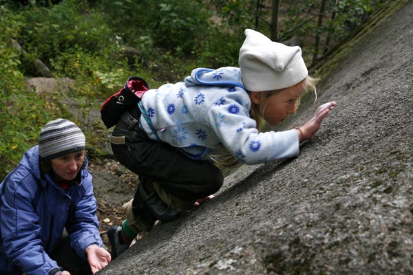 Красноярск. Скальный фестиваль-2010. Боулдер-марафон. (Скалолазание, столбы, хитрушки, боулдеринг)