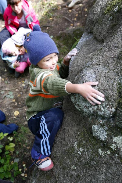 Красноярск. Скальный фестиваль-2010. Боулдер-марафон. (Скалолазание, столбы, хитрушки, боулдеринг)