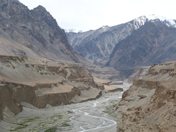 Караван. Илик - ледник Гашербрум ( Gasherbrum Glacier ). (Альпинизм, маи, каракорум, китайский каракорум, шаксгам)