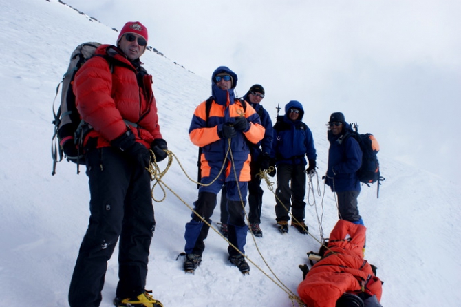 Илья Шершнев. Россия - Эльбрус - Жизнь и смерть на горе (Альпинизм)