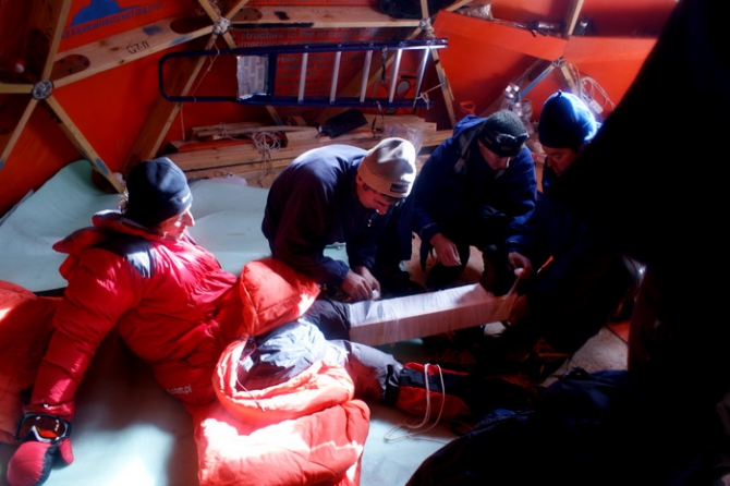 Илья Шершнев. Россия - Эльбрус - Жизнь и смерть на горе (Альпинизм)