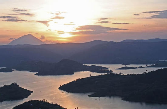 Грёзы об Африке. (Альпинизм, лунные горы.маргерит, спик, африка, рувензори)