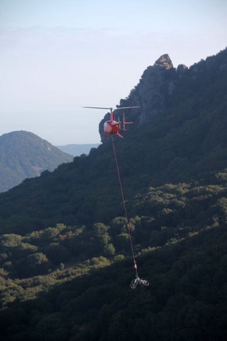 Heli biking, г. Бештау Пятигорск (Вело, heli-biking, хели-байкинг, робинсон 44, heliaction, helicopter, вертолет)