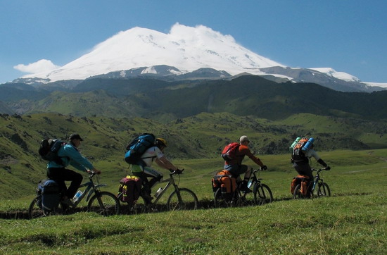 Маршрут мечта или на велосипедах вокруг Эльбруса (вокруг эльбруса на велосипедах, velopunk club им.глеба травина, велотуризм, велопоходы, mtb)