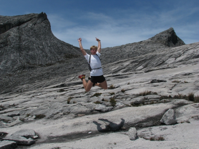 Команда "SALOMON RUSSIA" на гонке Mount Kinabalu International Climbathon! (Скайраннинг, skyrunning, skyrace)