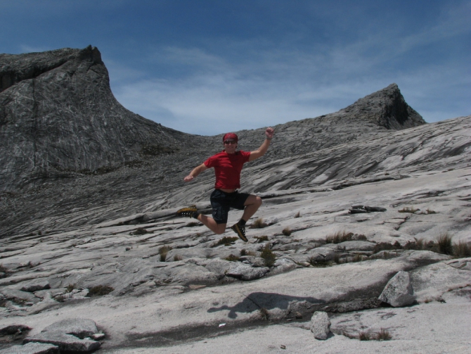 Команда "SALOMON RUSSIA" на гонке Mount Kinabalu International Climbathon! (Скайраннинг, skyrunning, skyrace)