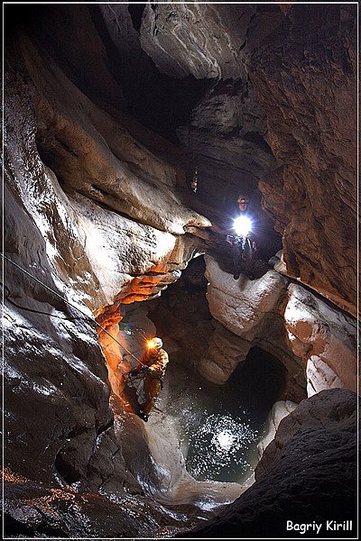 Спелеологический клуб "Сокольники - РУДН" объявляет набор в школу спелеологов - исследователей пещер (спелеошкола, исследования пещер)
