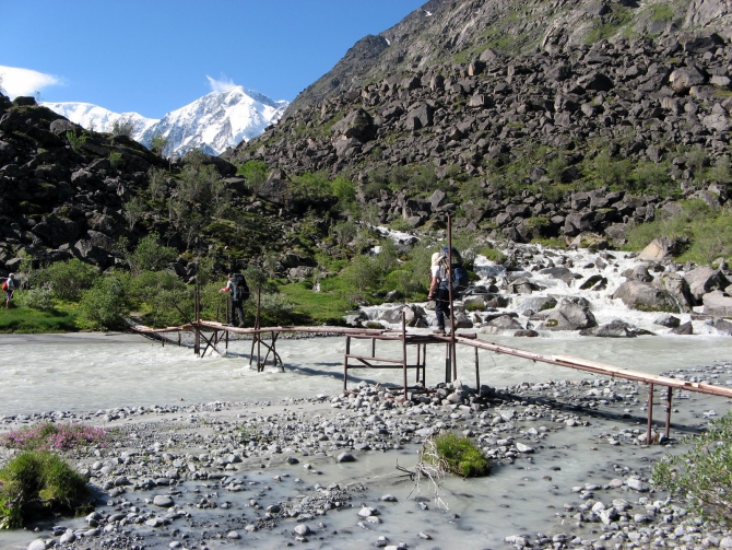 Воспоминания о походе-экспедиции по Катунской Подкове Алтая с 18.07 по 07.08.2010. (Альпинизм, алтай, белуха, эдельвейс)