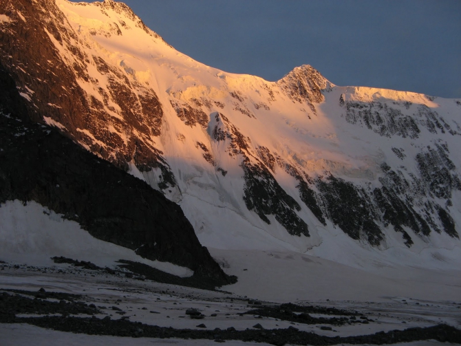Воспоминания о походе-экспедиции по Катунской Подкове Алтая с 18.07 по 07.08.2010. (Альпинизм, алтай, белуха, эдельвейс)