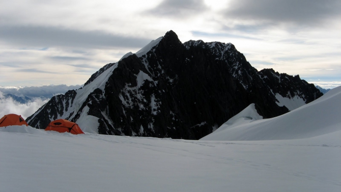 Воспоминания о походе-экспедиции по Катунской Подкове Алтая с 18.07 по 07.08.2010. (Альпинизм, алтай, белуха, эдельвейс)