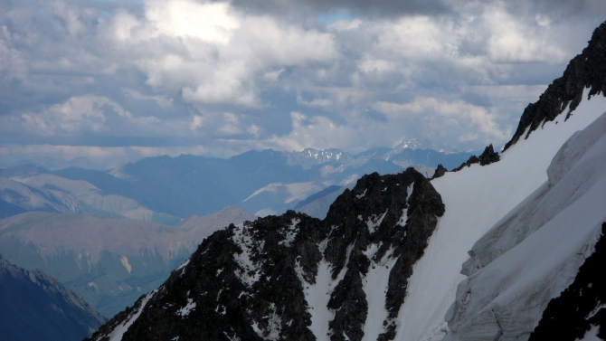 Воспоминания о походе-экспедиции по Катунской Подкове Алтая с 18.07 по 07.08.2010. (Альпинизм, алтай, белуха, эдельвейс)