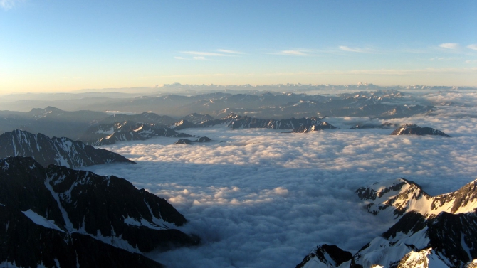 Воспоминания о походе-экспедиции по Катунской Подкове Алтая с 18.07 по 07.08.2010. (Альпинизм, алтай, белуха, эдельвейс)