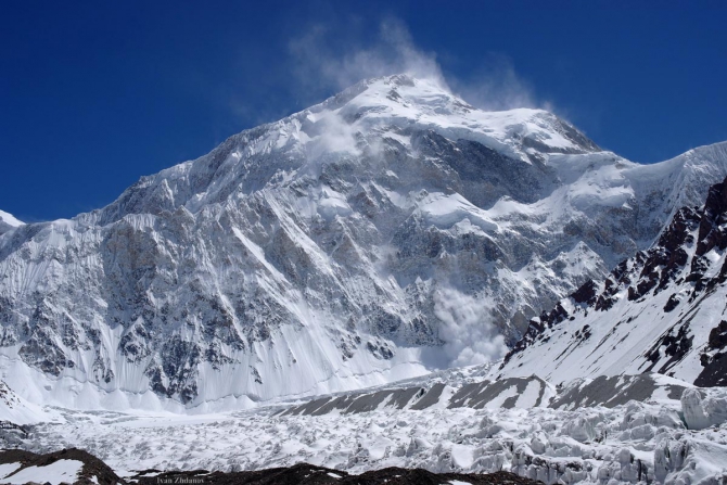 В царстве восьмитысячников. Кольцо у подножия великих вершин. (Альпинизм, маи, броуд пик, каракорум, китайский каракорум, гашербрум, хидден пик)