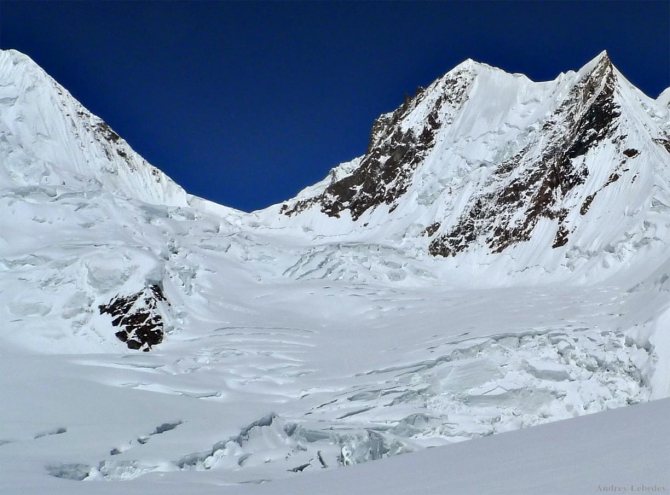 В царстве восьмитысячников. Кольцо у подножия великих вершин. (Альпинизм, маи, броуд пик, каракорум, китайский каракорум, гашербрум, хидден пик)
