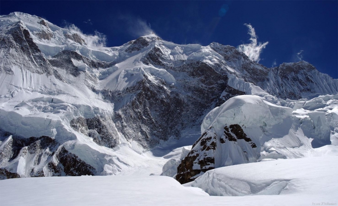 В царстве восьмитысячников. Кольцо у подножия великих вершин. (Альпинизм, маи, броуд пик, каракорум, китайский каракорум, гашербрум, хидден пик)