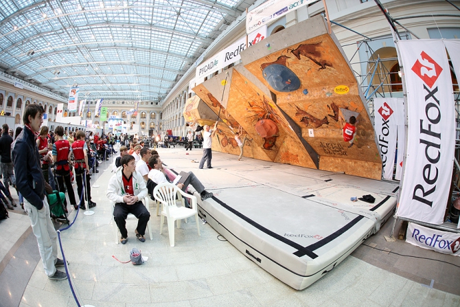 Обладателями Кубка России-2010 в боулдеринге стали... (Скалолазание, скалолазание, кубок россии, шарафутдинов, фахритдинова)