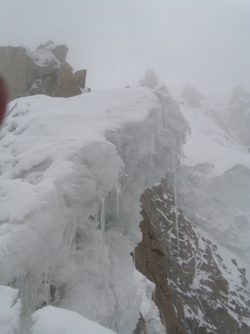 Юго-восточная стена массива K7 West: вершина 6300. Такого еще не было или permanent shower. (Альпинизм, колтунов, к7, charakusa, фасил, иванов, чаракуза, пакистан)